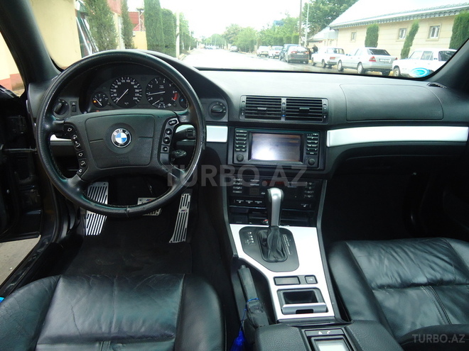 BMW 523 1999, 245,000 km - 2.5 l - Ağcabədi