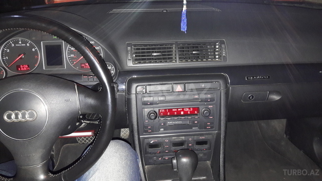 Audi A4 2003, 111,500 km - 1.8 l - Bakı