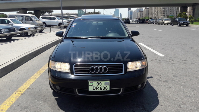 Audi A4 2003, 111,500 km - 1.8 l - Bakı