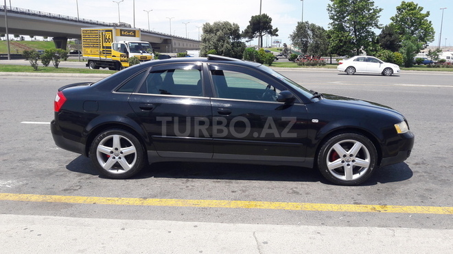 Audi A4 2003, 111,500 km - 1.8 l - Bakı
