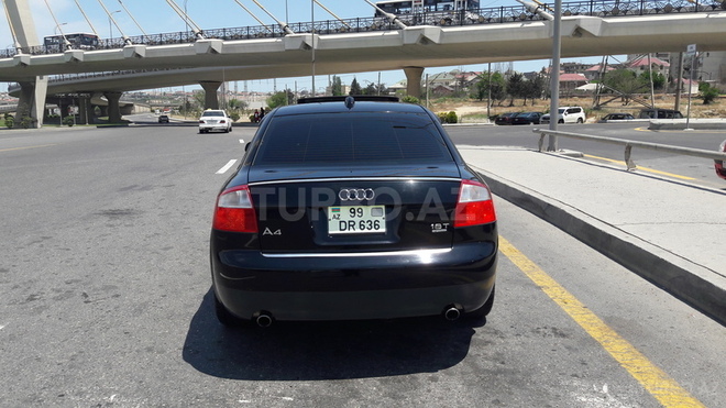 Audi A4 2003, 111,500 km - 1.8 l - Bakı