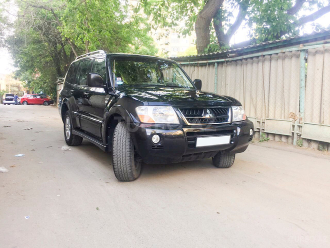 Mitsubishi Pajero 2006, 190,000 km - 3.8 л - Bakı