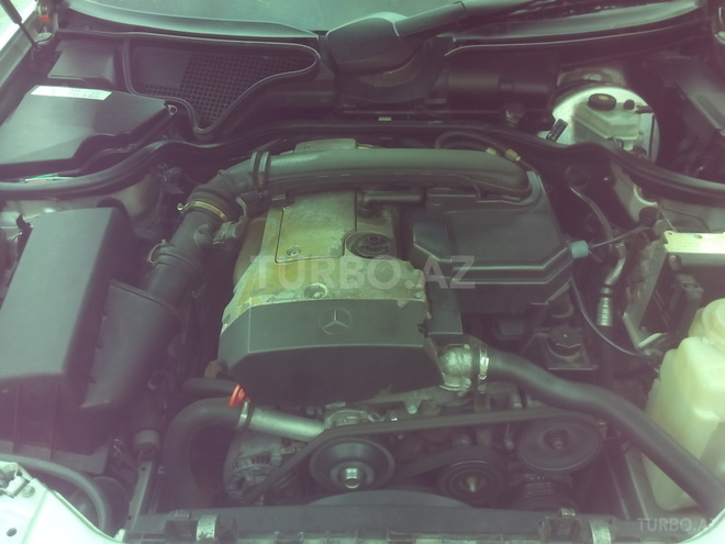 Mercedes E 230 1996, 258,468 km - 2.3 л - Sumqayıt