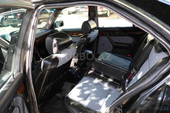 BMW 520 1995, 230,000 km - 2.0 l - Bakı