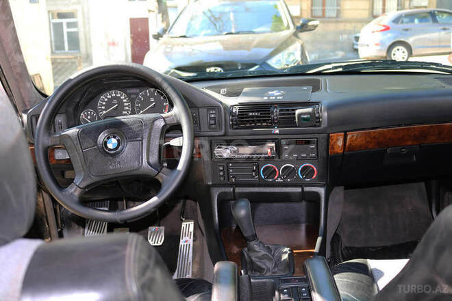 BMW 520 1995, 230,000 km - 2.0 l - Bakı