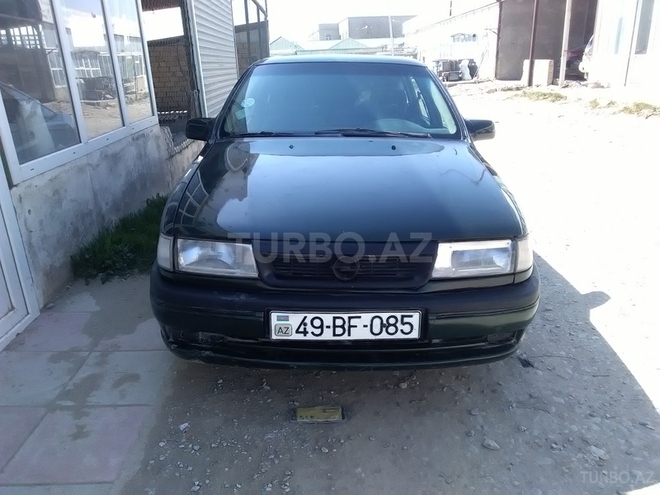 Opel Vectra 1994, 135,648 km - 1.6 l - Bakı