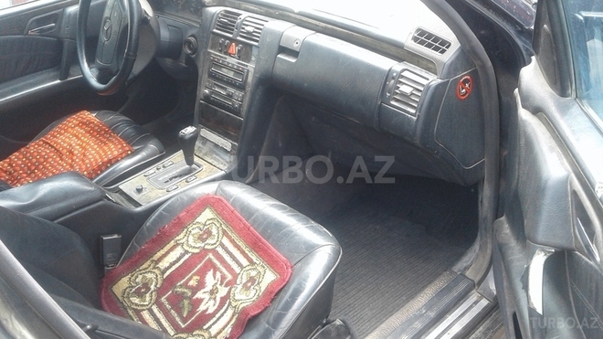 Mercedes E 300 1997, 365,420 km - 3.0 l - İmişli