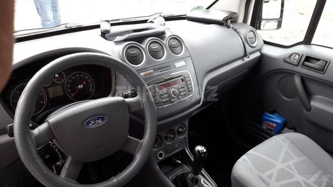 Ford Tourneo Connect 2009, 176,000 km - 0.2 л - Bakı