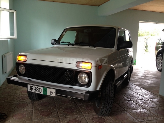 LADA (VAZ) Niva 2015, 21,000 km - 1.7 l - Masallı