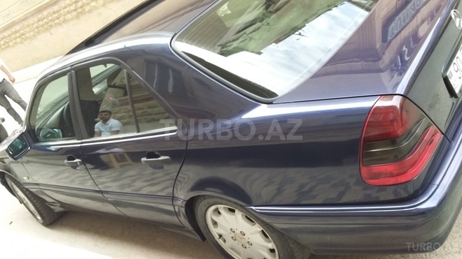 Mercedes C 180 1999, 210,000 km - 1.8 l - Xırdalan