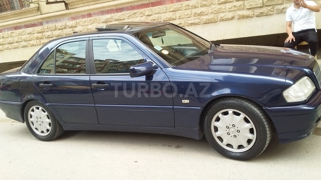 Mercedes C 180 1999, 210,000 km - 1.8 l - Xırdalan