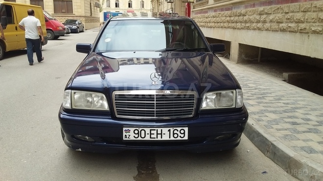 Mercedes C 180 1999, 210,000 km - 1.8 l - Xırdalan