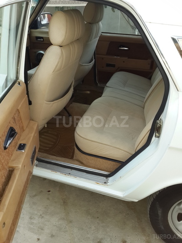 GAZ 24 1985, 250,000 km - 2.4 l - Bakı