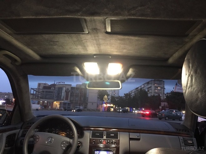 Mercedes E 320 2000, 237,000 km - 3.2 l - Bakı
