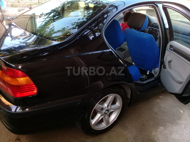 BMW 318 2002, 233,000 km - 2.0 l - Sumqayıt
