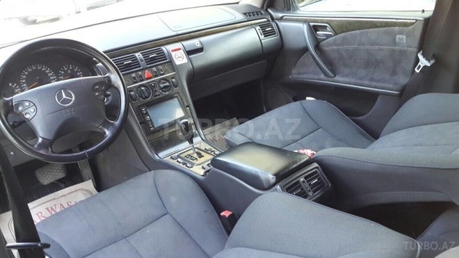 Mercedes E 240 2000, 285,000 km - 2.4 l - Bakı