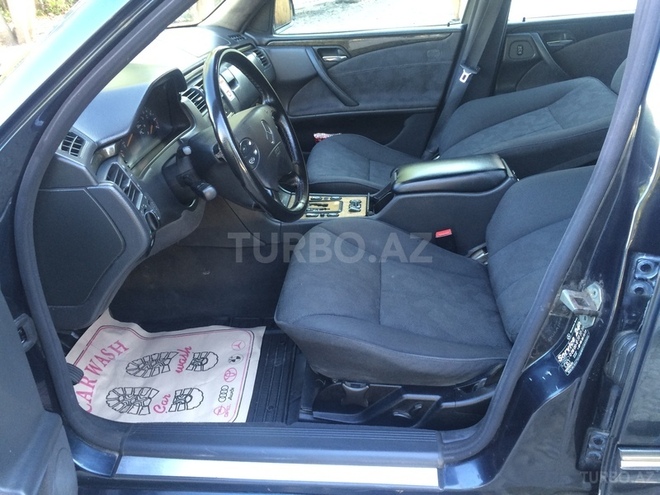 Mercedes E 240 2000, 285,000 km - 2.4 l - Bakı