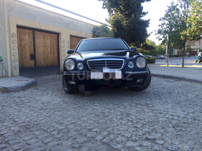 Mercedes E 240 2000, 285,000 km - 2.4 l - Bakı