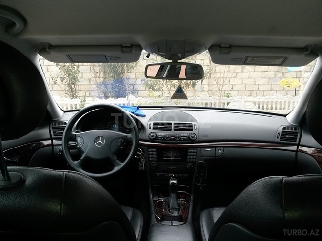 Mercedes E 220 2004, 250,000 km - 2.2 л - Bakı