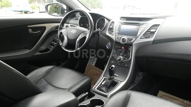 Hyundai Elantra 2015, 29,000 km - 1.8 l - Sumqayıt
