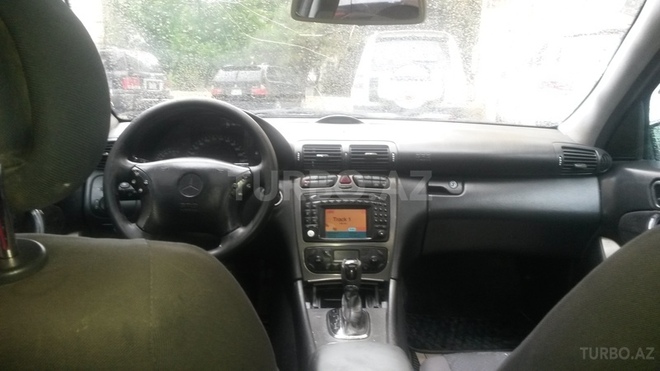 Mercedes C 320 2001, 211,359 km - 3.2 l - Bakı