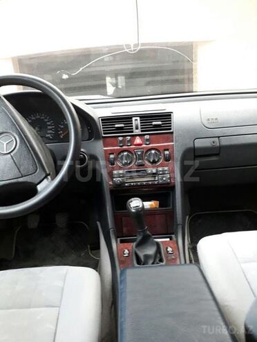 Mercedes C 180 1999, 180 km - 1.8 l - Bakı