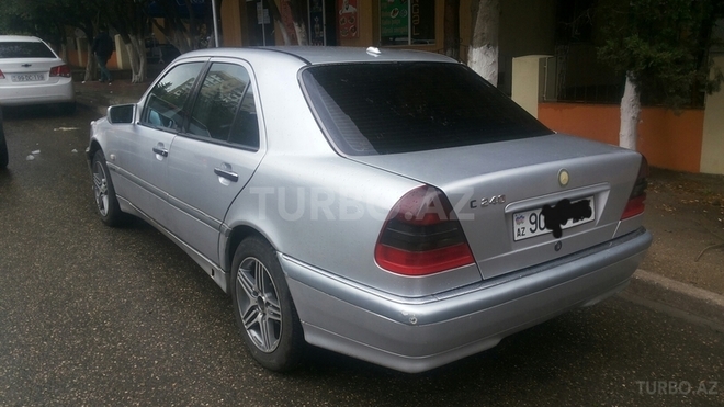 Mercedes C 240 1998, 320,000 km - 2.4 l - Bakı