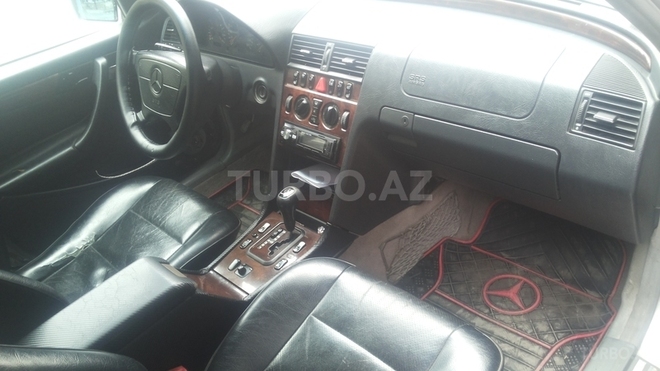 Mercedes C 240 1998, 320,000 km - 2.4 l - Bakı