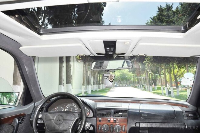 Mercedes C 180 1993, 331,520 km - 1.8 l - Bakı