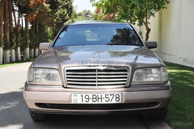 Mercedes C 180 1993, 331,520 km - 1.8 l - Bakı