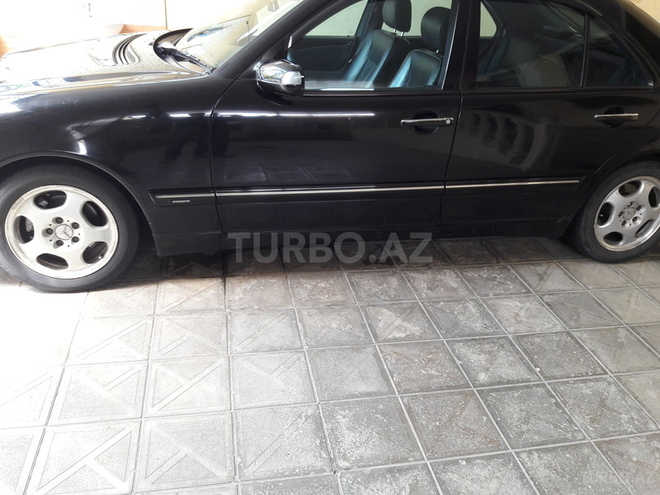 Mercedes E 240 1999, 24,000 km - 0.2 l - Bakı