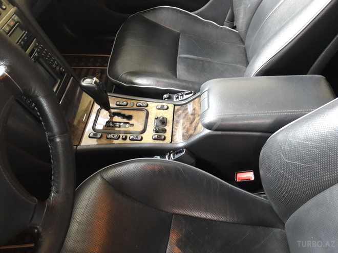 Mercedes E 240 1999, 24,000 km - 0.2 l - Bakı
