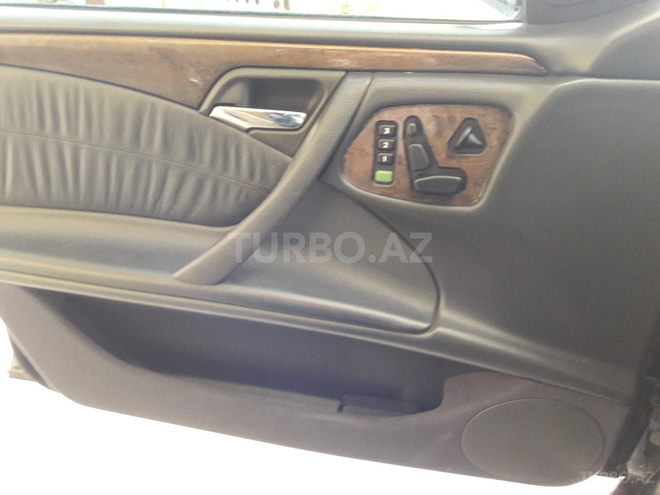 Mercedes E 240 1999, 24,000 km - 0.2 l - Bakı