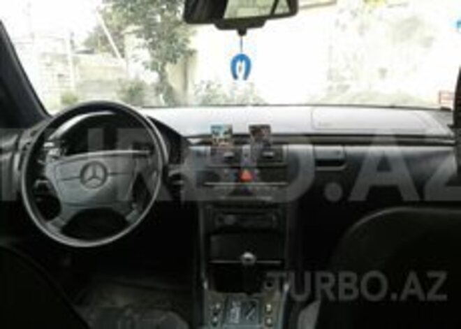 Mercedes E 230 1995, 350,000 km - 2.3 л - Tərtər