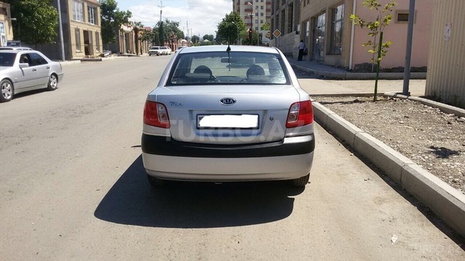 Kia Rio 2008, 97,000 km - 1.4 l - Gəncə
