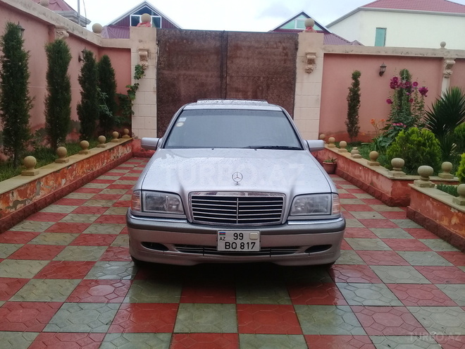 Mercedes C 230 1999, 195,000 km - 2.3 l - Bakı
