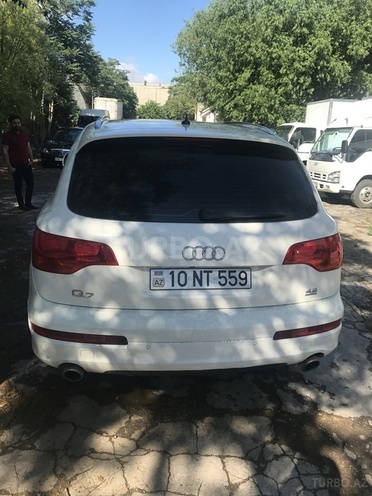Audi Q7 2006, 147,000 km - 4.2 л - Bakı