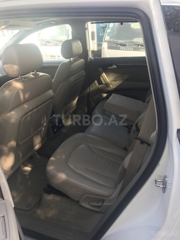 Audi Q7 2006, 147,000 km - 4.2 л - Bakı