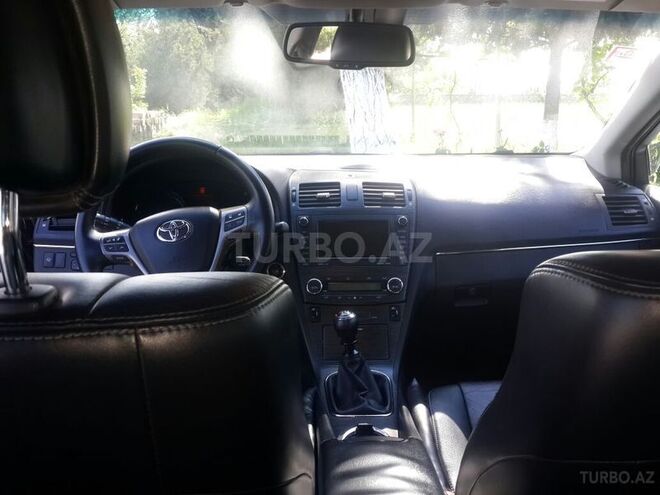 Toyota Avensis 2008, 82,000 km - 2.0 l - Qusar
