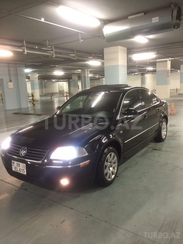 Volkswagen Passat 2004, 118,000 km - 1.8 л - Bakı