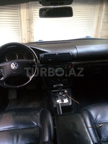 Volkswagen Passat 2004, 118,000 km - 1.8 л - Bakı