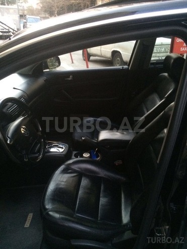 Volkswagen Passat 2004, 118,000 km - 1.8 л - Bakı