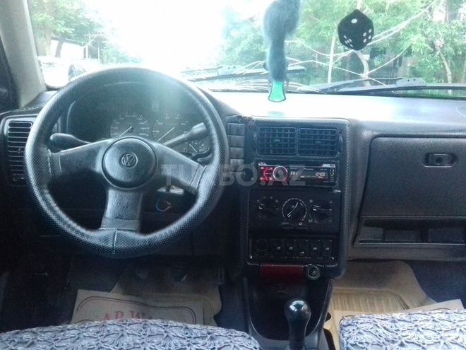 Volkswagen Polo 1995, 186,000 km - 1.6 l - Bakı