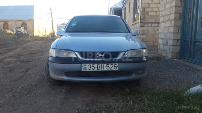Opel Vectra 1998, 188,000 km - 2.0 l - Gəncə