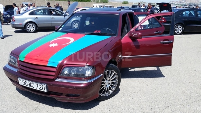 Mercedes C 220 1998, 344,000 km - 2.2 l - Bakı