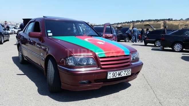 Mercedes C 220 1998, 344,000 km - 2.2 l - Bakı