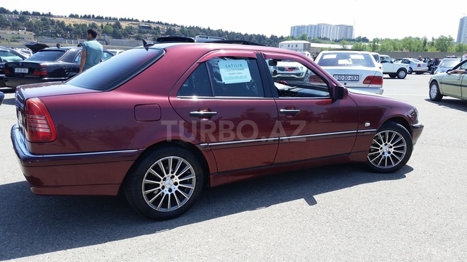Mercedes C 220 1998, 344,000 km - 2.2 l - Bakı