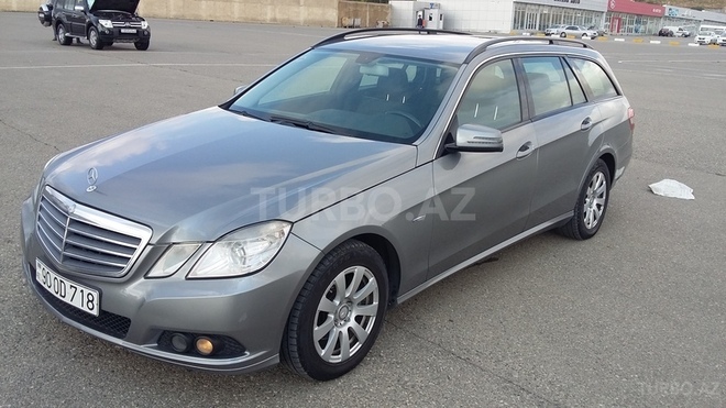 Mercedes E 220 2009, 132,000 km - 2.1 l - Bakı