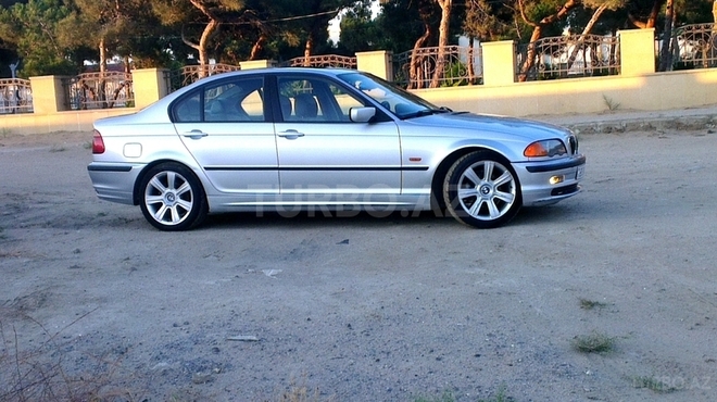 BMW 325 1999, 422,000 km - 2.5 l - Bakı