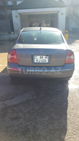 Volkswagen Passat 2002, 199,000 km - 2.8 l - Gəncə